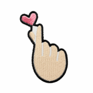 Chapa Bordada – Corazón con Dedos (Corazón Coreano)