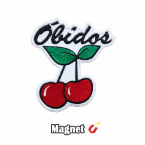 Embroidered Magnetic Badge – Óbidos, Cherry (Magnet)