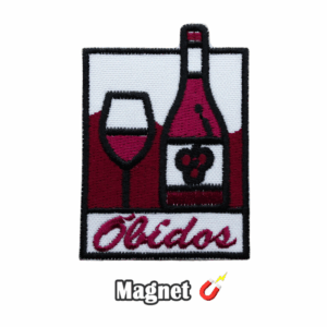 Emblema Magnético Bordado – Garrafa de Ginja, Óbidos (Íman)