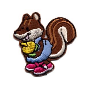 Insignias de ardilla infantil viva