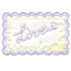 Insignia morada de amor infantil vivo