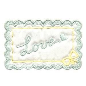 Emblème vert de l'amour de l'enfant vivant